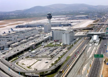 Τετράωρη στάση εργασίας των ελεγκτών εναέριας κυκλοφορίας την Πέμπτη. Θα εξυπηρετηθούν κάποιες πτήσεις.