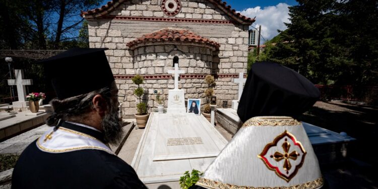 Θέρμο:Τρισάγιο επί του τάφου του μακαριστού Μητροπολίτου Αιτωλίας και Ακαρνανίας κυρού Κοσμά-Η πανήγυρη του Αγίου Κοσμά του Αιτωλού