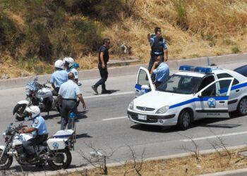 Πάτρα: κινηματογραφική καταδίωξη άνδρα που έκλεψε μηχανή