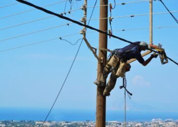 ΕΤΕ – ΔΕΗ ζητείαται διελεύκανση του εργατικού ατυχήματος στο Βόλο.