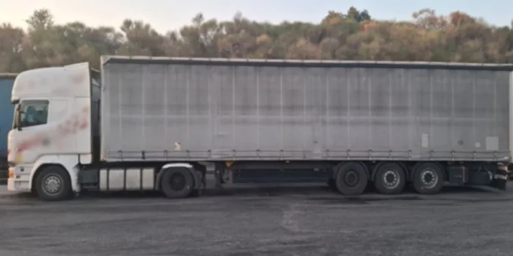 Σύλληψη 4 διακινητών που μετέφεραν συνολικά 21 μετανάστες σε Ροδόπη και Έβρο  