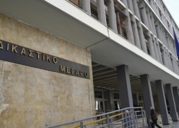 Ληστεία οδηγών ταξί στη Θεσσαλονίκη: προφυλακιστέος ανήλικος