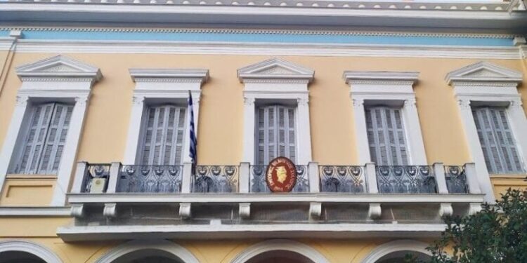 Εμπορικός Σύλλογος Πάτρας: «Το βιβλιοπωλείο δεν είναι σούπερ μάρκετ»