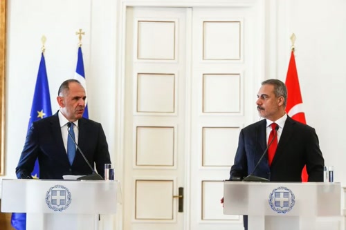 Γεραπετρίτης προς Φιντάν: Η Ελλάδα δεν δέχεται υποδείξεις