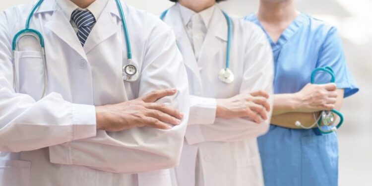 Ά. Γεωργιάδης: Τρία ψέμματα και μια μισή αλήθεια για το ΕΣΥ