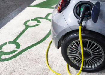 Με αναδρομική ισχύ η επιδότηση στα ηλεκτρικά αυτοκίνητα – Ανοίγει αύριο η πλατφόρμα