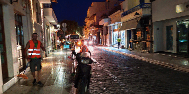 Δήμος Ναυπακτίας: Αυστηρή σύσταση προς τους επαγγελματίες εστίασης στην περιοχή του Λιμανιού για την τήρηση των στοιχειωδών κανόνων καθαριότητας