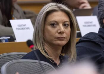 Τέμπη – Καρυστιανού για το πόρισμα της ΔΑΕΕ: «Γεμάτο εικασίες, εκτιμήσεις και αόριστες αναφορές»