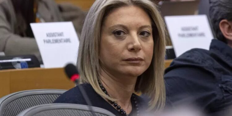 Τέμπη – Καρυστιανού για το πόρισμα της ΔΑΕΕ: «Γεμάτο εικασίες, εκτιμήσεις και αόριστες αναφορές»