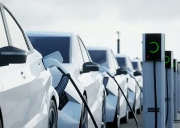 Καμία επιδότηση για ηλεκτρικά αυτοκίνητα που αγοράστηκαν Απρίλιο–Ιούνιο 2025