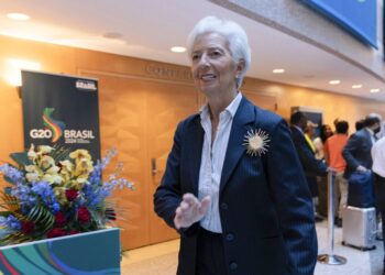 Λαγκάρντ: «Επικίνδυνο» να υπονομεύεται η ανεξαρτησία των κεντρικών τραπεζών