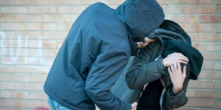 Θεσσαλονίκη: σύλληψη 14χρονου και 17χρονου για ξυλοδαρμό 16χρονου