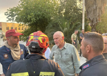 Κλιμάκιο του ΠΑΣΟΚ στις πυρόπληκτες περιοχές της Αιτωλ/νίας και της Αχαΐας