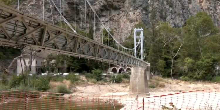 Δύο χρόνια μετά τον “Ντάνιελ” οι πληγές παραμένουν. Λειτουργεί ξανά η εκκλησία της Αγίας Παρασκευής