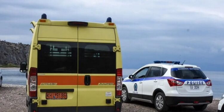 Aστυνομικός και ιδιοκτήτης καντίνας έσωσαν 67χρονο από πνιγμό