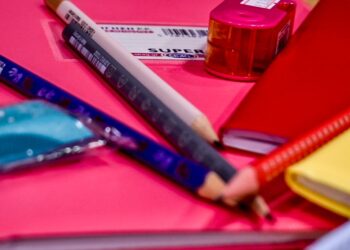 Σ. Αναγνωστόπουλος, Γ.Γ. Εμπορίου: Αναμένουμε όχι ανατίμηση αλλά μειώσεις στα σχολικά είδη