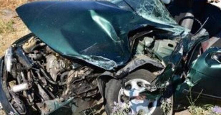 Δύο ακόμη θανατηφόρα τροχαία τα ξημερώματα με θύματα έναν 22χρονο κι έναν 67χρονο