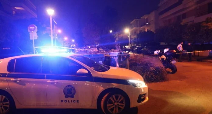 Πάτρα: Αστυνομικοί εντόπισαν κάλυκες όπλου σε νεκροταφείο!