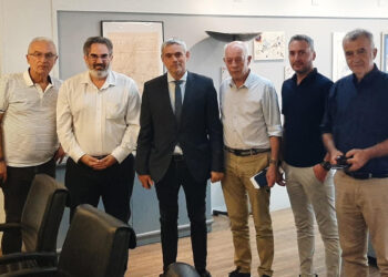 Συνάντηση Τορουνίδη με τον Γ. ΓΧωρικού Σχεδιασμού και Αστικού Περιβάλλοντος παρουσία του Υφυπουργού Εργασίας