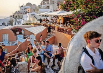 Πλεόνασμα – ρεκόρ λόγω τουρισμού