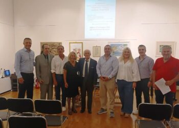 Συγκίνηση και θερμά χειροκροτήματα στην τιμητική εκδήλωση για τον λογοτέχνη – ποιητή Λάκη Χαντζή