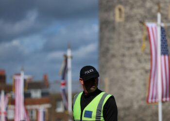 Πυρετώδεις προετοιμασίες των Βρετανών για την επίσκεψη Τραμπ στον απόηχο της δολοφονίας του Κέρκ