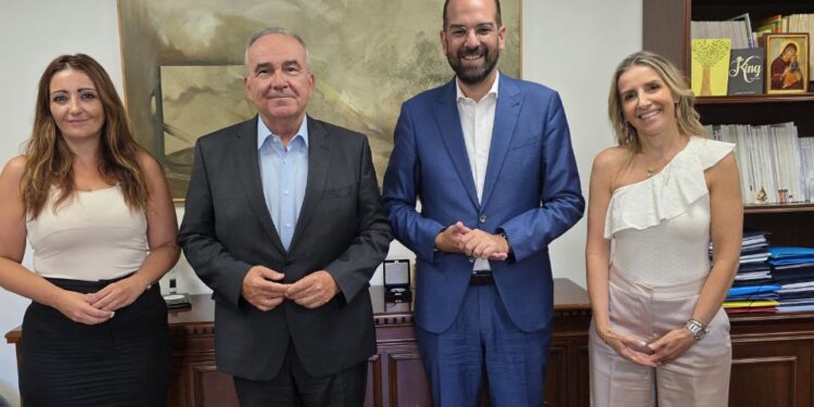 Συναντήσεις του Φαρμάκη-Παπαθανάση & Κατσαφάδο για τα έργα υποδομών στις πυρόπληκτες περιοχές της Δυτικής Ελλάδας