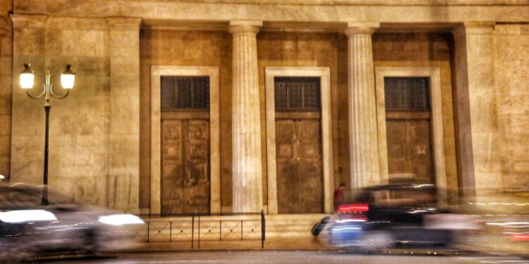 Αύξηση κατά 12,5% εμφάνισαν τα έσοδα από τον τουρισμό στο επτάμηνο Ιανουαρίου – Ιουλίου