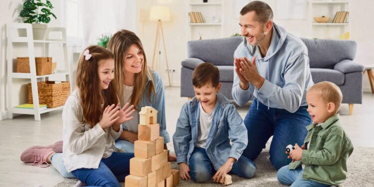 Έρχεται εξίσωση παροχών για τρίτεκνους και πολύτεκνους – Τί θα ισχύσει;