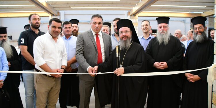 Εγκαινιάστηκε και παραδόθηκε για χρήση το Κοινωνικοοικονομικό Κέντρο στην Πλαγιά