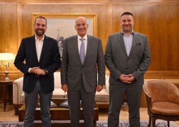 Συνάντηση Δένδια με Φαρμάκη-Μαυρομμάτη