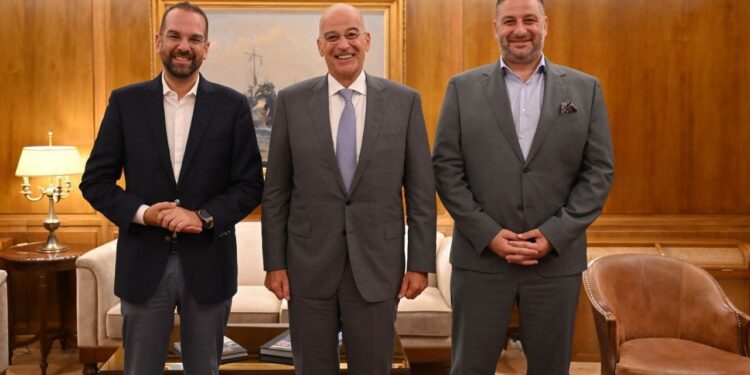 Συνάντηση Δένδια με Φαρμάκη-Μαυρομμάτη