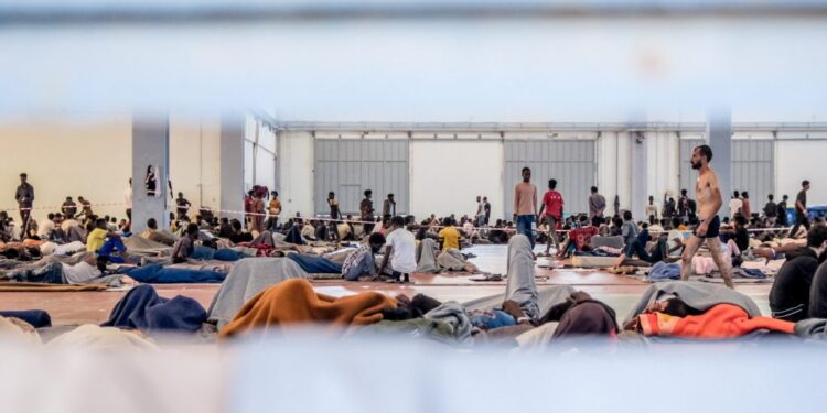 Υπουργείο Μετανάστευσης: Απορρίπτει τους ισχυρισμούς σημερινών δημοσιευμάτων σχετικά με επ’ αόριστον αναστολή έκδοσης απορριπτικών αποφάσεων από πλευράς Υπηρεσίας Ασύλου