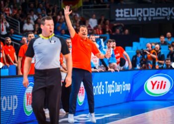 Διαφώνησε ο  Ντένις Σρέντερ στην ανάδειξη του Αταμάν ως κορυφαίου στην κατηγορία του