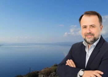 Λίνος Μπλέτσας : «Σχεδιάζουμε υποδομές πριν τις επενδύσεις στην Τριχωνίδα, ώστε να παραμείνει βιώσιμος θησαυρός»