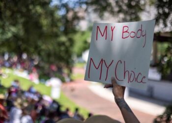 ΗΠΑ: 19 πολιτείες υπερασπίζονται την πρόσβαση στη φαρμακευτική άμβλωση