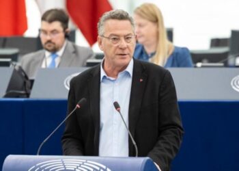 Οι Λιθουανοί κοντεύουν να εξαντλήσουν τα εισιτήρια για τον αγώνα με την Ελλάδα