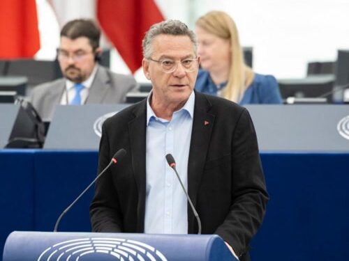 Οι Λιθουανοί κοντεύουν να εξαντλήσουν τα εισιτήρια για τον αγώνα με την Ελλάδα