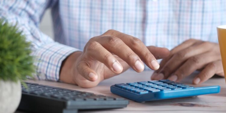 Ποιες επιχειρήσεις και επαγγελματίες θα υποβάλλουν τιςδηλώσεις ΦΠΑ μηνιαίως από 1η Οκτωβρίου. Πληροφορίες για τη β’ φάση