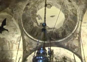 Καλάβρυτα: Ο ηγούμενος του Μεγάλου Σπηλαίου προσπάθησε να πουλήσει και… τοιχογραφίες της μονής