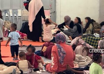 Χανιά: Ένταση και διαμαρτυρίες στο κέντρο φιλοξενίας μεταναστών στην Αγυιά