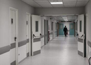 Γεωργιάδης: Σε αναστολή ο γιατρός που συνελήφθη για «φακελάκι» στο Ιπποκράτειο νοσοκομείο