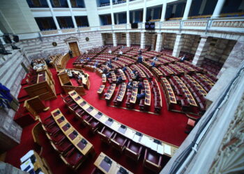 Ψηφίστηκε το ν/σ του υπ. Δικαιοσύνης. Απόρριψη της ένστασης της Ζωής Κωνσταντοπούλου