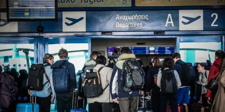 Καθυστερήσεις στο «Ελευθέριος Βενιζέλος». Τι λένε οι Ελεγκτές Εναέριας Κυκλοφορίας