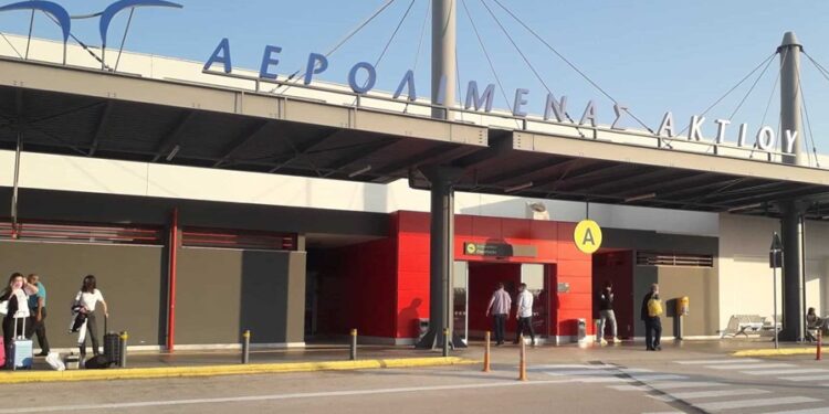 Με αύξηση της κίνησης στο αεροδρόμιο του Ακτίου κλείνει η τουριστική σεζόν