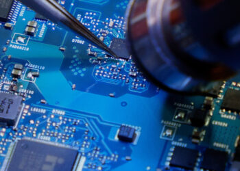 ΗΠΑ:  επιβολή δασμών σε ξένες ηλεκτρονικές συσκευές βάσει των τσιπ που περιέχουν