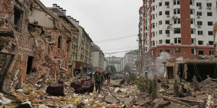 Σφοδρή ρωσική επίθεση στο Κίεβο με drones και πυραύλους, διήρκησε πάνω από 12 ώρες