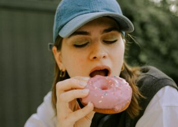 Γιατί τρώμε περισσότερη τροφή από όση χρειαζόμαστε