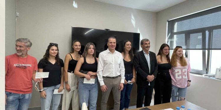 Χρηματικά Έπαθλα 2025: συνεπής με τον κοινωνικό της ρόλο η Ένωση Αγρινίου (βιντεο-φωτο)