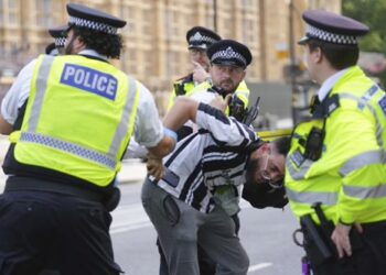 Βρετανία: Συλλήψεις υποστηρικτών της Palestine Action βάσει αντιτρομοκρατικού νόμου